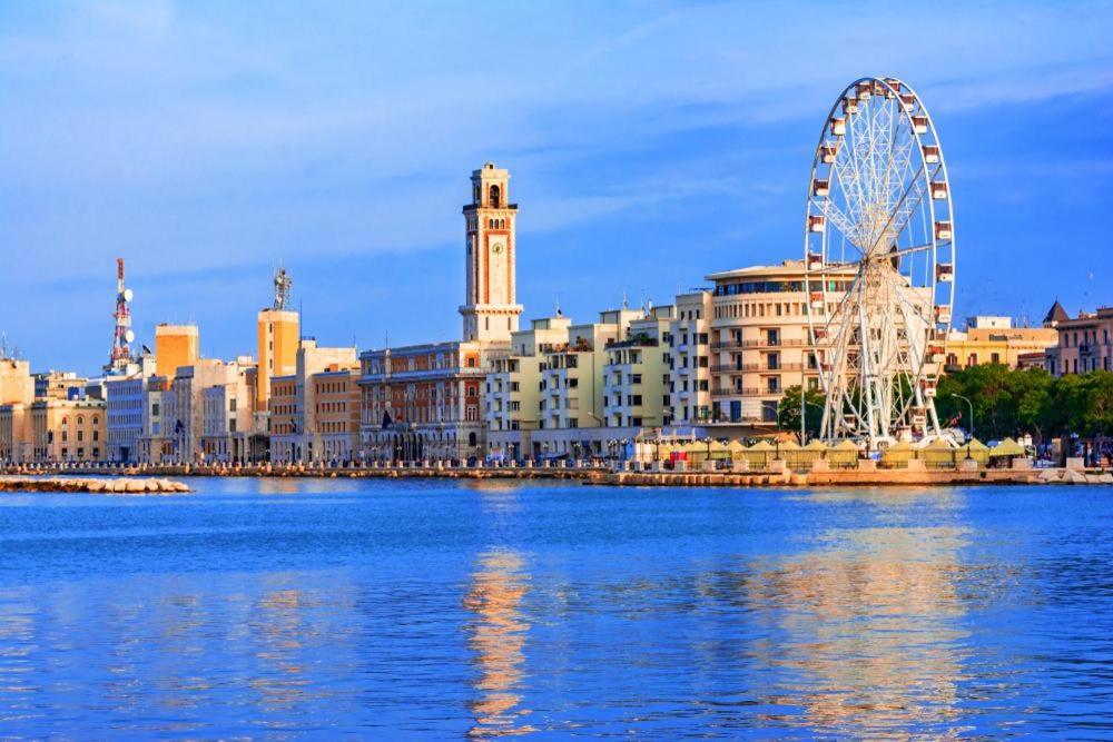La Dimora Di Dominique Apartment Bari Luaran gambar